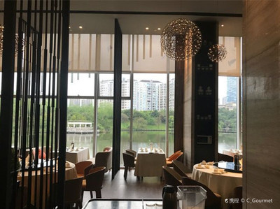 重庆美丽厨餐厅（棕榈泉店） 精致川粤融合，品味山城美食新体验